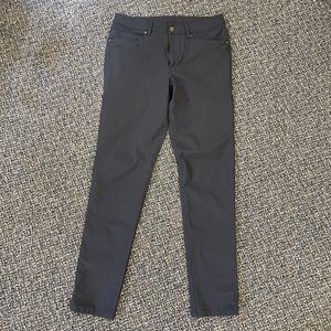 Men's 28" Lululemon Commission Pant